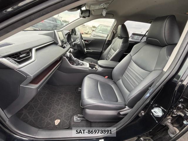 Toyota RAV4 2019-07 8222591-2