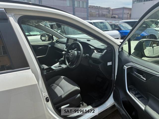 Toyota RAV4 2020-01 8222855-15
