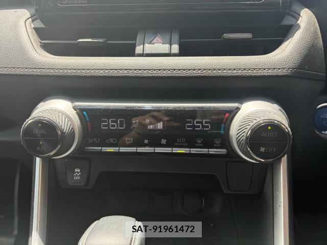 Toyota RAV4 2020-01 8222855-7