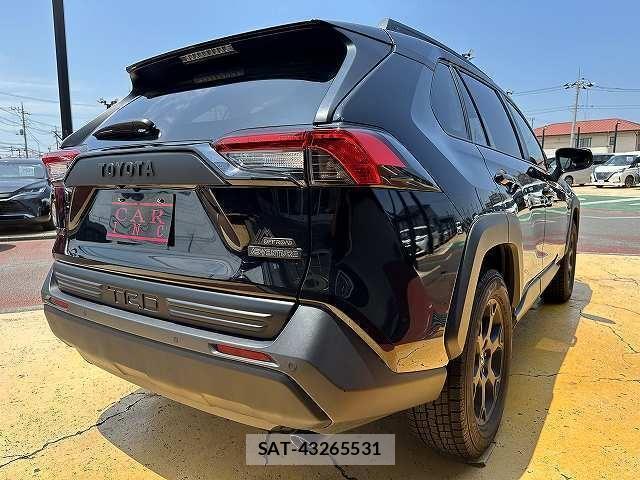 Toyota RAV4 2022-02 8223257-3