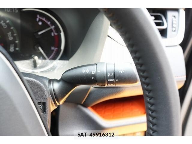 Toyota RAV4 2020-11 8223259-12