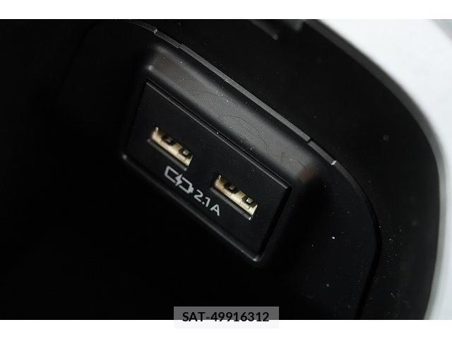 Toyota RAV4 2020-11 8223259-14
