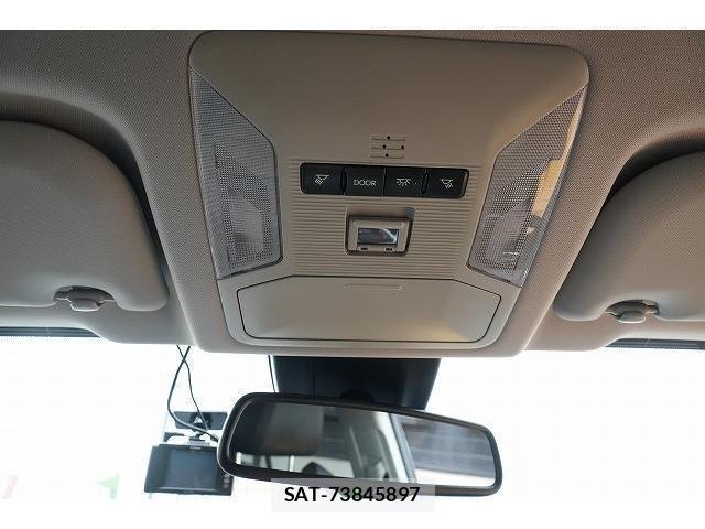 Toyota RAV4 2021-06 8223263-17