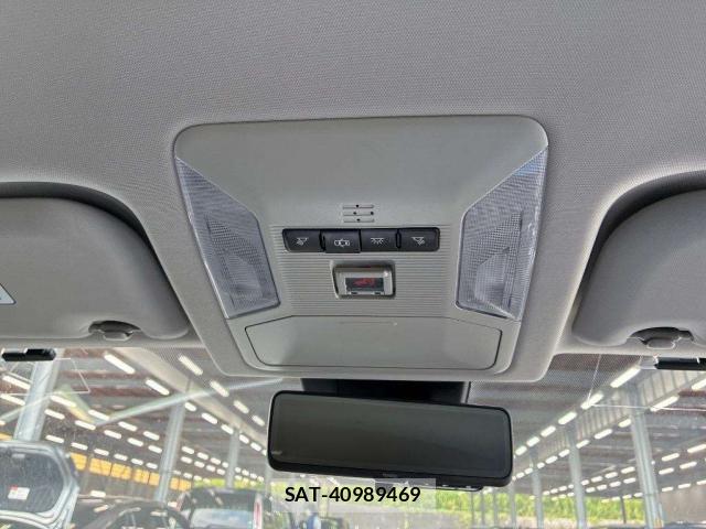 Toyota RAV4 2019-10 8223594-6