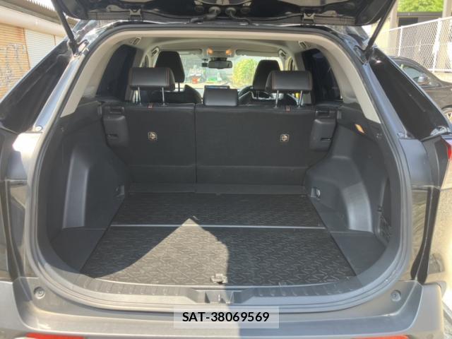 Toyota RAV4 2020-03 8223740-7