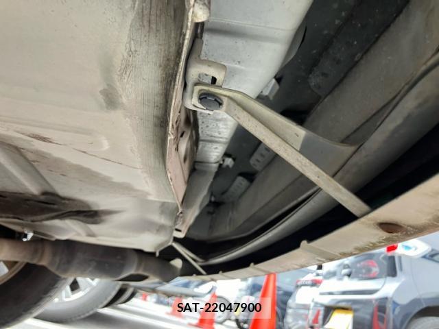 Toyota RAV4 2010-02 8224149-16