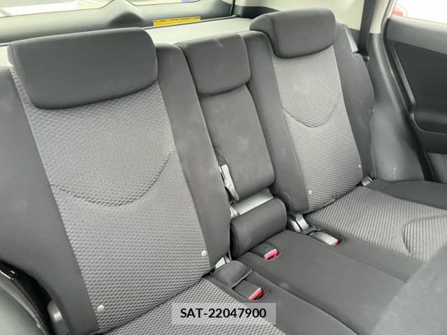 Toyota RAV4 2010-02 8224149-4