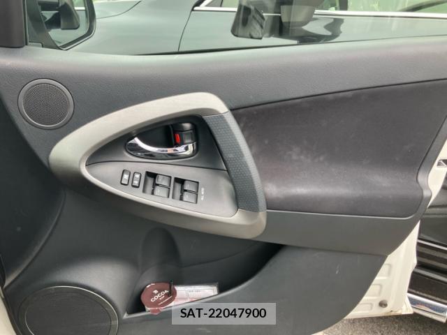 Toyota RAV4 2010-02 8224149-6