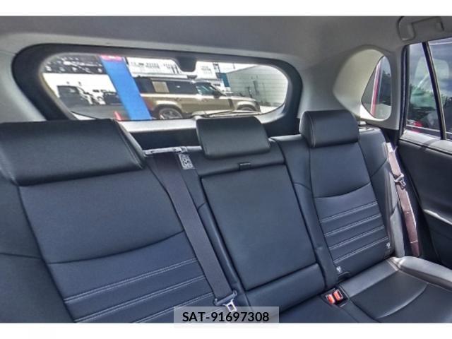 Toyota RAV4 2019-09 8224442-4