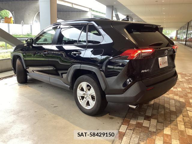 Toyota RAV4 2021-07 8224519-16