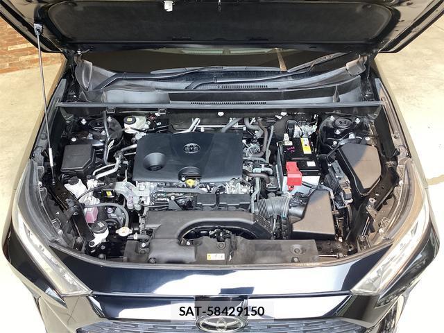 Toyota RAV4 2021-07 8224519-18