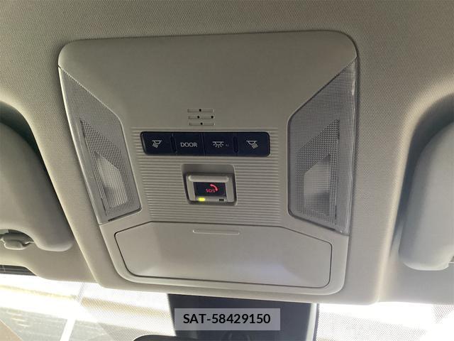 Toyota RAV4 2021-07 8224519-9