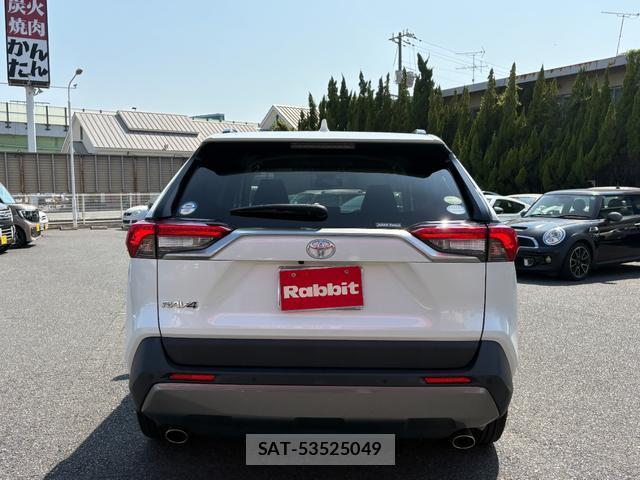 Toyota RAV4 2020-01 8224753-11