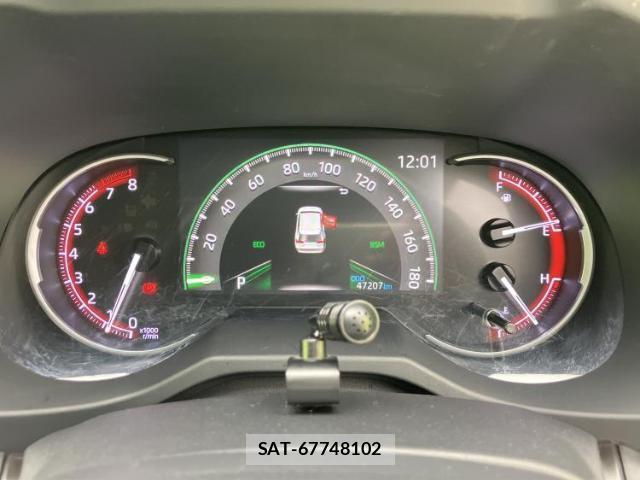 Toyota RAV4 2020-04 8225069-12
