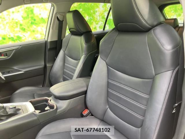 Toyota RAV4 2020-04 8225069-5