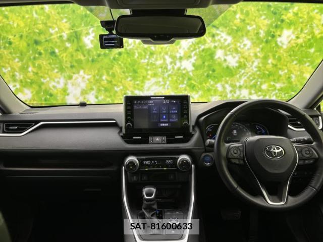 Toyota RAV4 2021-07 8225086-3