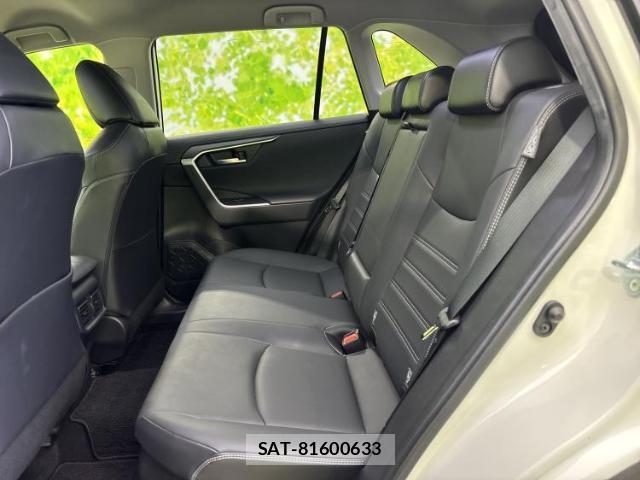 Toyota RAV4 2021-07 8225086-6
