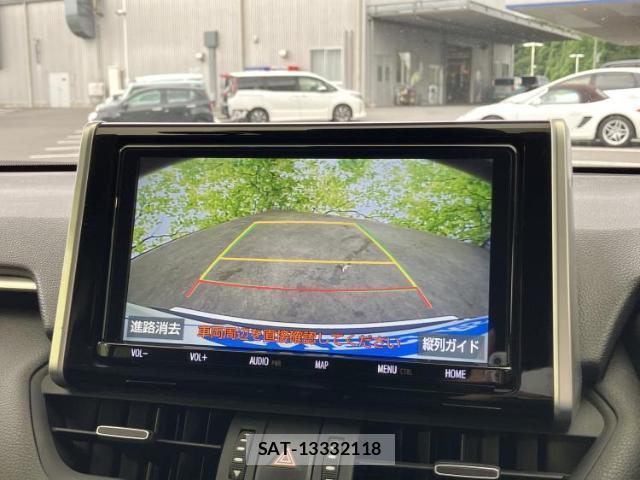 Toyota RAV4 2019-09 8225380-12