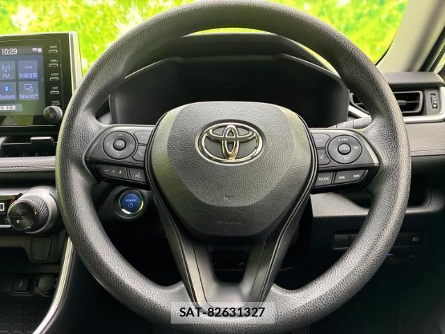 Toyota RAV4 2021-07 8225415-13