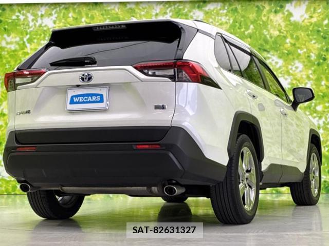 Toyota RAV4 2021-07 8225415-2