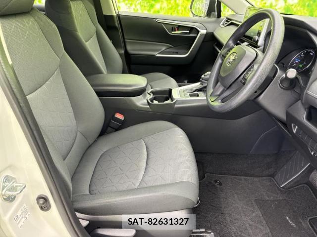 Toyota RAV4 2021-07 8225415-3