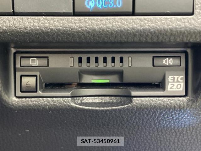 Toyota RAV4 2020-01 8225474-17