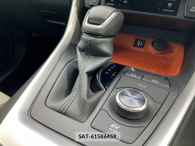 Toyota RAV4 2024-01 8225476-17