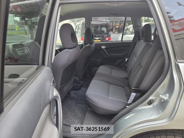 Toyota RAV4 2005-09 8216202-12