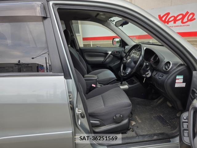 Toyota RAV4 2005-09 8216202-6