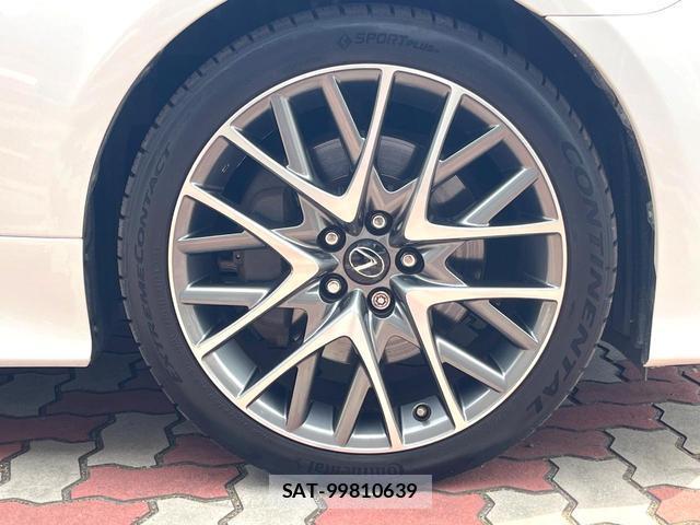Lexus RC 2016-08 8219480-12