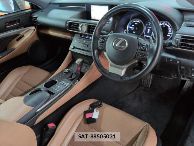Lexus RC 2015-06 8223364-2