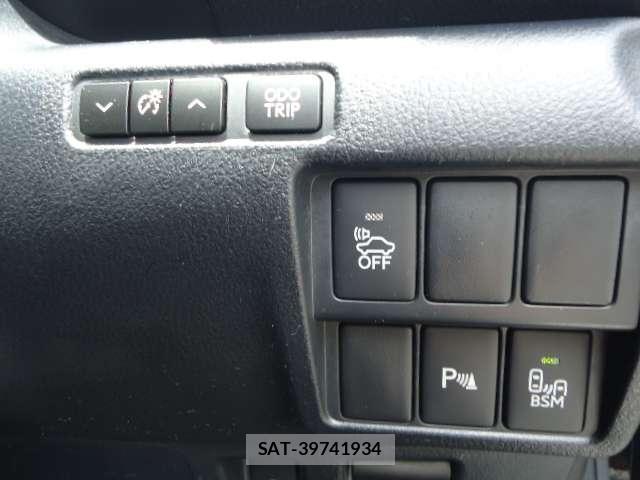Lexus RC 2014-10 8224709-19