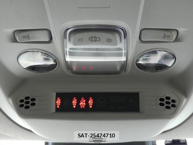 Peugeot Rifter 2025-02 8216799-17