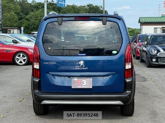 Peugeot Rifter 2020-12 8221931-10