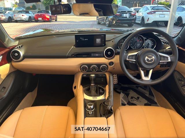 Mazda ROADSTER 2025-03 8219493-1