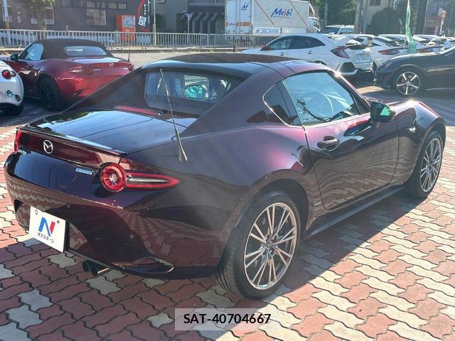 Mazda ROADSTER 2025-03 8219493-16