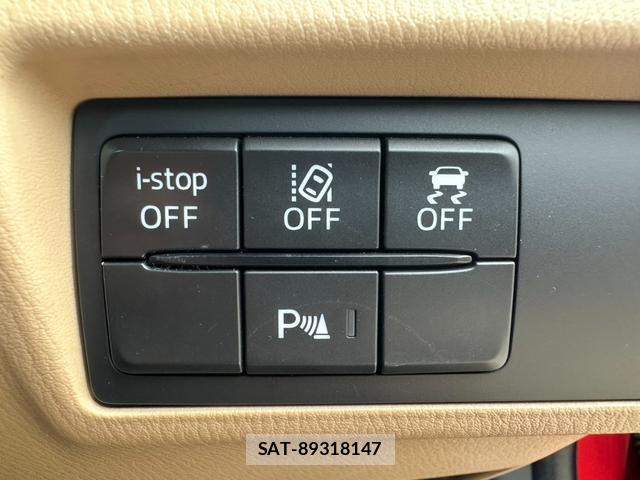 Mazda ROADSTER 2018-09 8224653-12