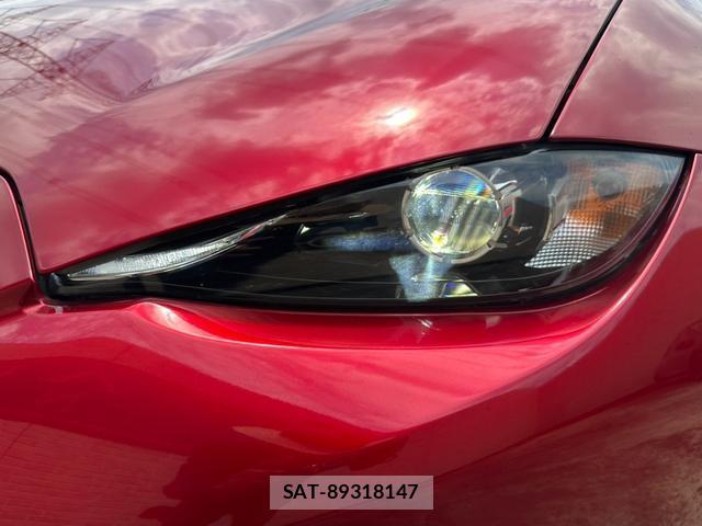 Mazda ROADSTER 2018-09 8224653-17