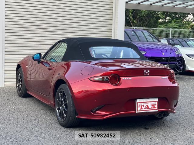 Mazda ROADSTER 2022-09 8216247-18