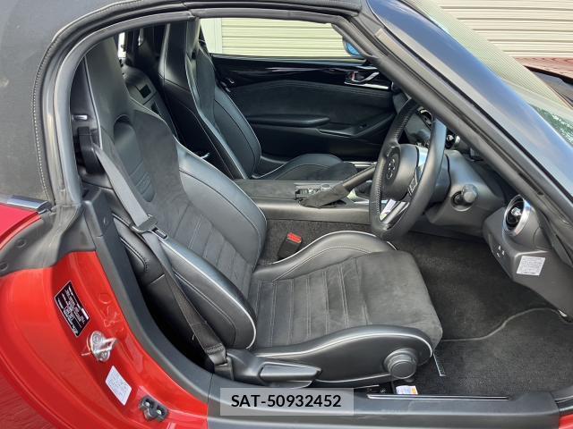 Mazda ROADSTER 2022-09 8216247-2