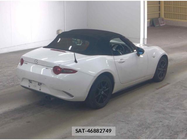 Mazda ROADSTER 2023-10 8216415-4
