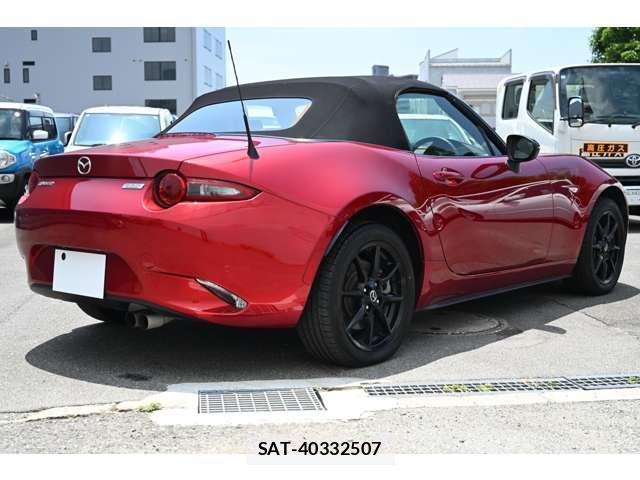 Mazda ROADSTER 2019-06 8217145-1