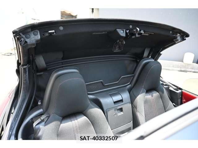 Mazda ROADSTER 2019-06 8217145-9