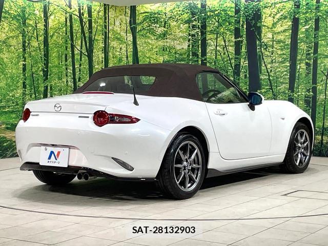 Mazda ROADSTER 2023-02 8220767-16