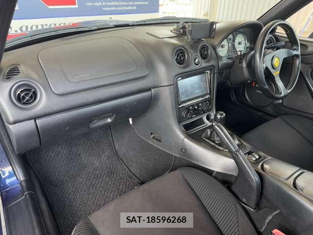 Mazda ROADSTER 2001-10 8220872-11