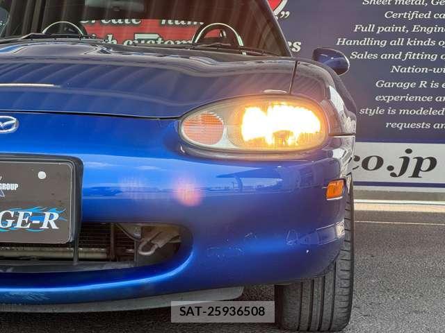 Mazda ROADSTER 1999-01 8220874-17