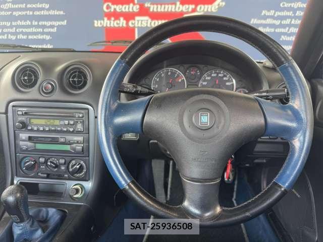 Mazda ROADSTER 1999-01 8220874-9