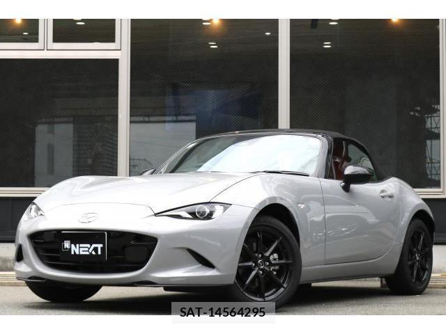 Mazda ROADSTER 2025-09 8221210-0