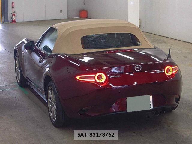 Mazda ROADSTER 2025-04 8221436-1