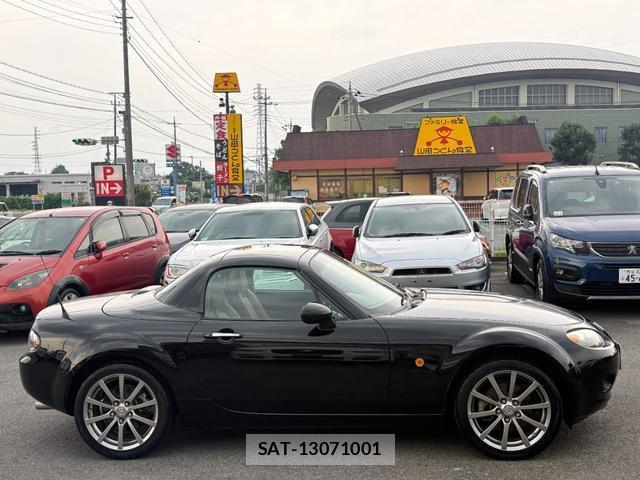 Mazda ROADSTER 2007-02 8221934-12